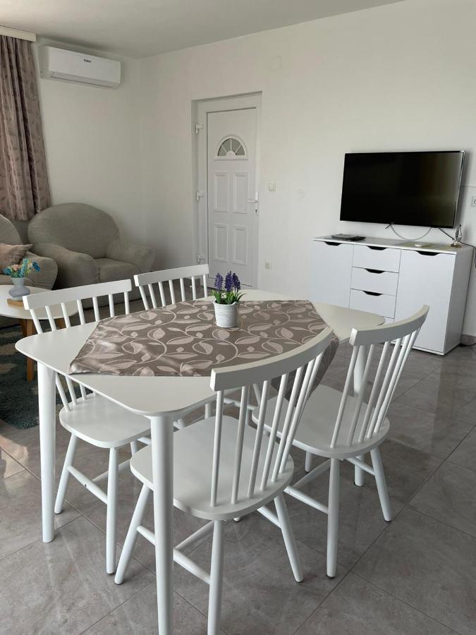 Apartmani Mateja Kaštela 外观 照片