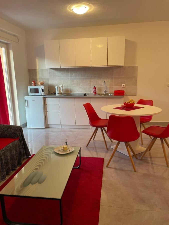 Apartmani Mateja Kaštela 外观 照片